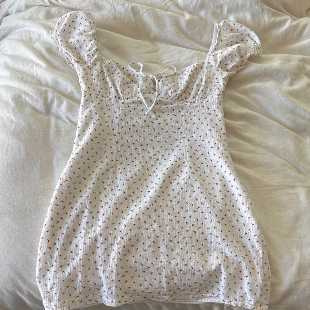 La Hearts White and Red Floral Blouse